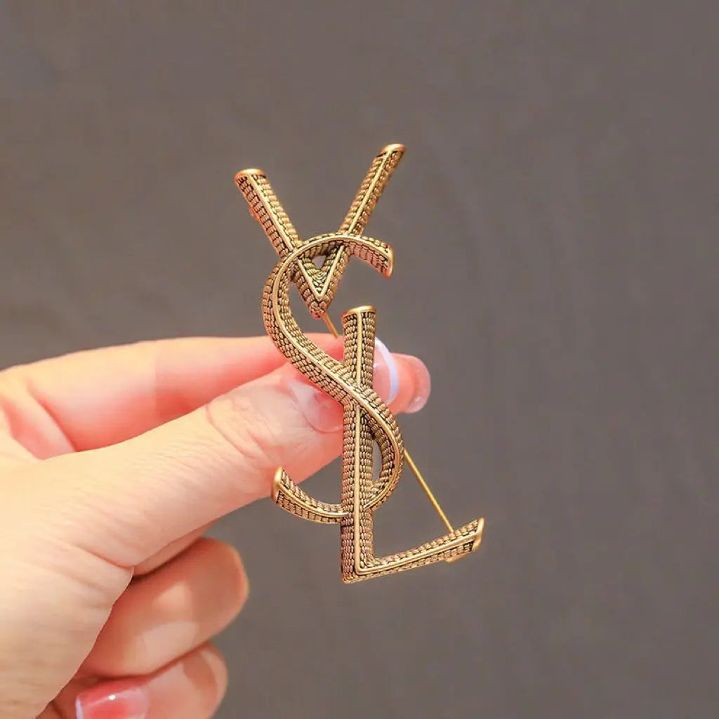 Creative Vintage Metal VSL Letter Brooches For Women Men Clothes